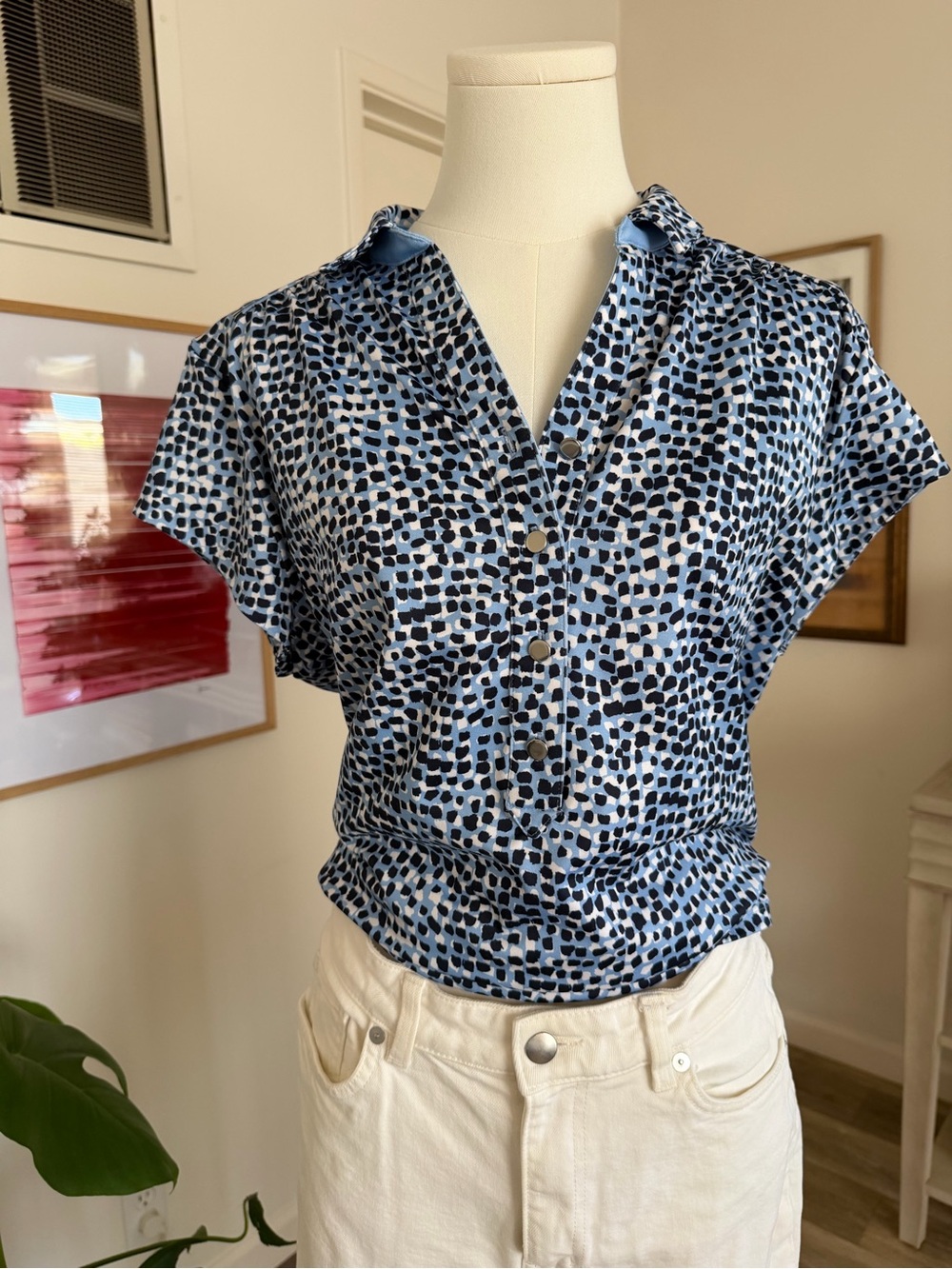 Chico's Blue and Navy Dot-Print Cap Sleeve Golf Blouse